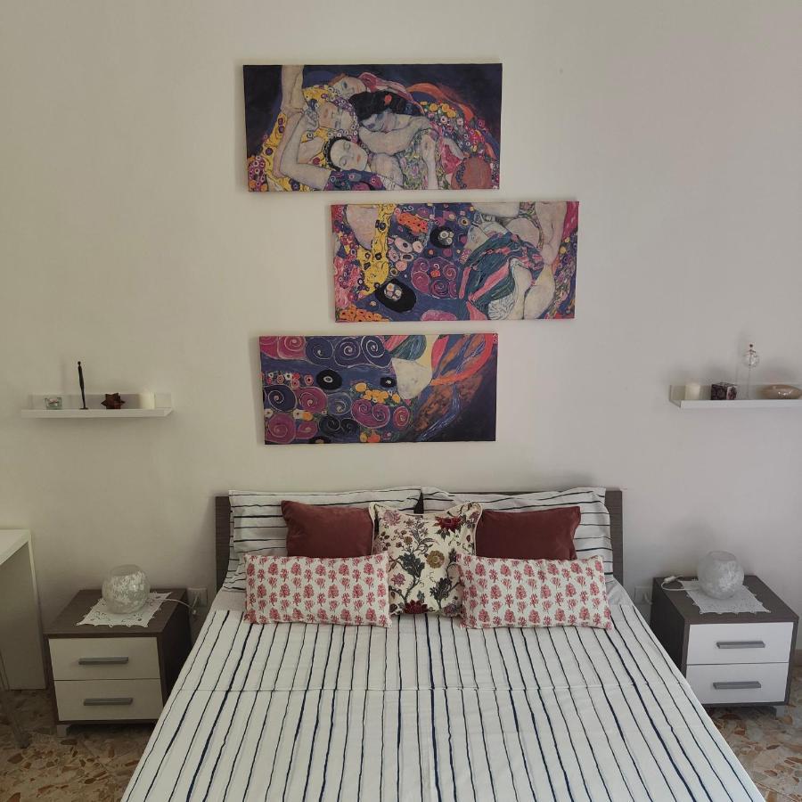 Ksuns Panzió Catania-Fontanarossai nemzetközi repülőtér Kültér fotó